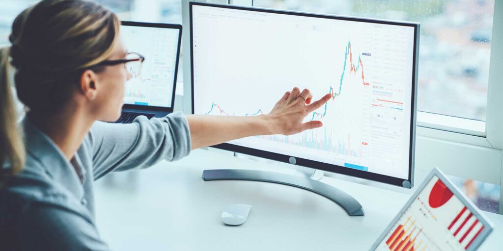 Trabajadora de multinacional con oficinas en LATAM